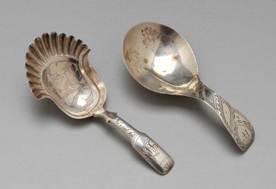 Two English silver caddy spoons  9370c