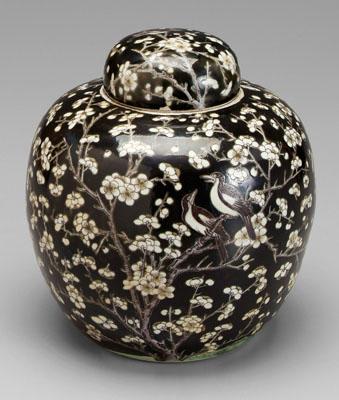 Chinese famille noire lidded jar  9374a