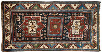 Fachralo Kazak rug, three geometric