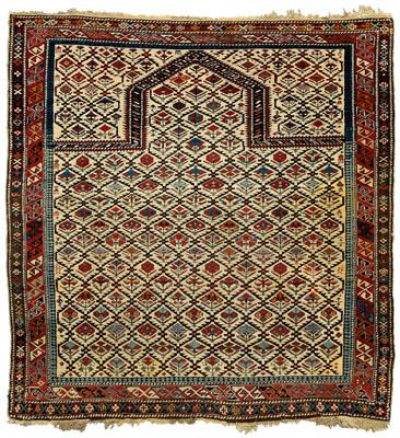 Shirvan prayer rug, diagonal rows