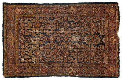 Mahal rug, repeating floral designs