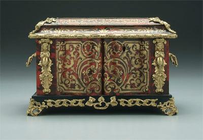 Front opening boulle box, extensive