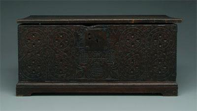 Carved oak bible box dated 1674  939ec