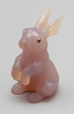 Carved agate rabbit, realistically