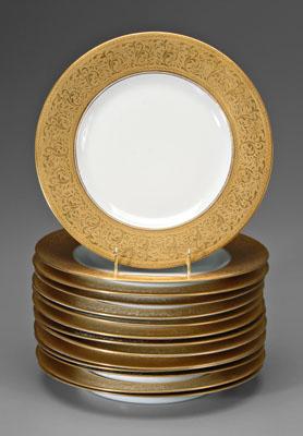 Set of 14 Hutschenreuther plates: ivory