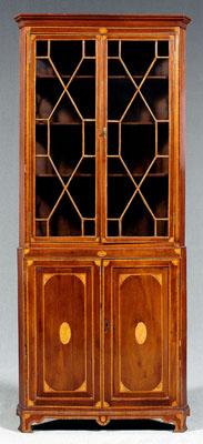 Fine Hepplewhite style corner cupboard 94195