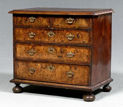 William and Mary chest of drawers  93f80