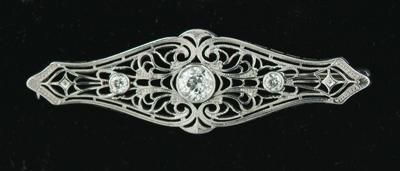Diamond filigree pin finely detailed 9435b