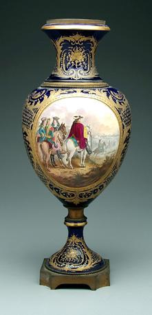 Sevres urn hand painted decoration 9441e