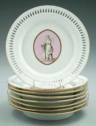 Set of eight plates reticulated 94491
