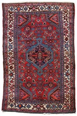 Modern Hamadan rug, large central