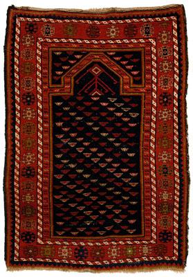 Karabagh prayer rug, diagonal diamond