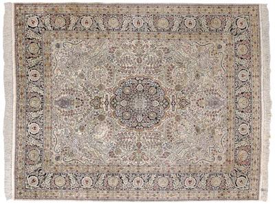 Finely woven room size silk rug  94703