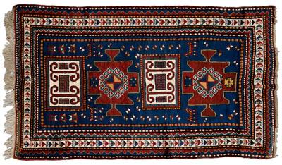 Kazak rug four central medallions 94705