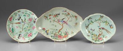 Three pieces Chinese famille rose 947c6