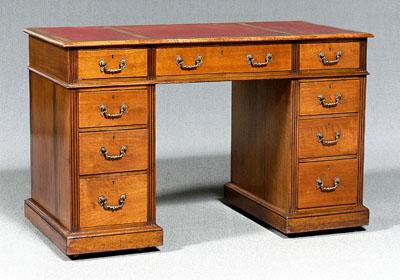 Georgian mahogany pedestal desk,