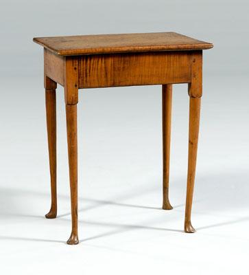 American Queen Anne side table  94ce8
