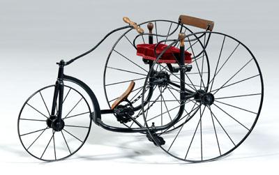 Pedal tricycle, pedal and chain mechanism,