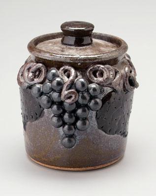 Lanier Meaders stoneware beanpot (1917-1998,