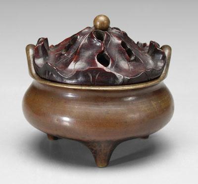 Chinese bronze censer tripod with a0872