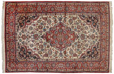 Isfahan rug ornate central medallion a0884