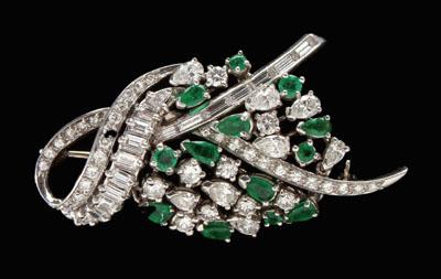 Vintage diamond, emerald brooch,