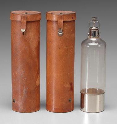 Pair hunting flasks: clear glass with