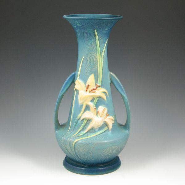 Roseville blue Zephyr Lily vase b3cf8
