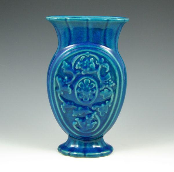 Cowan 755 vase in Egyptian Blue  b3d04