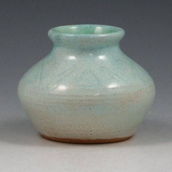 Shearwater squat vase with incised