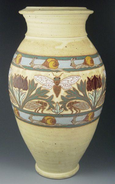 Tall Common Ground Pottery vase b3ea0