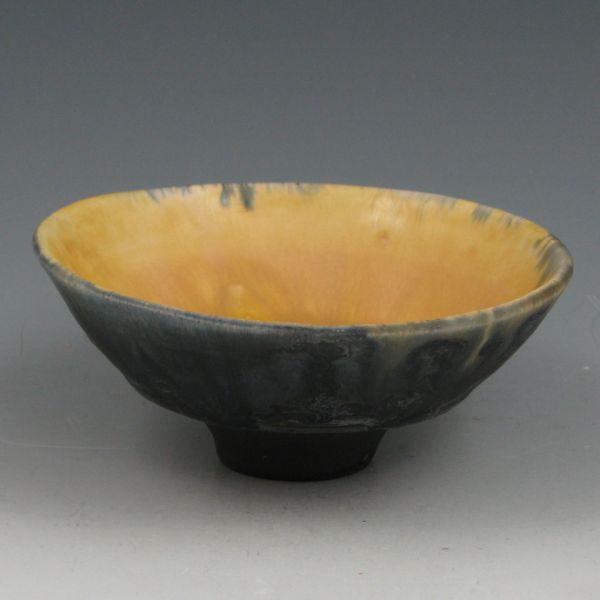 Rose Cabat bowl in bright yellow