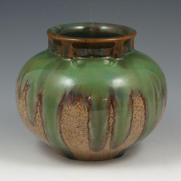Fulper bulbous vase with green b3c38