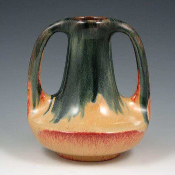 Muncie handled vase in Peachskin  b3c76