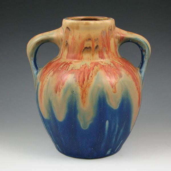 Very nicely glazed handled vase b3c7d