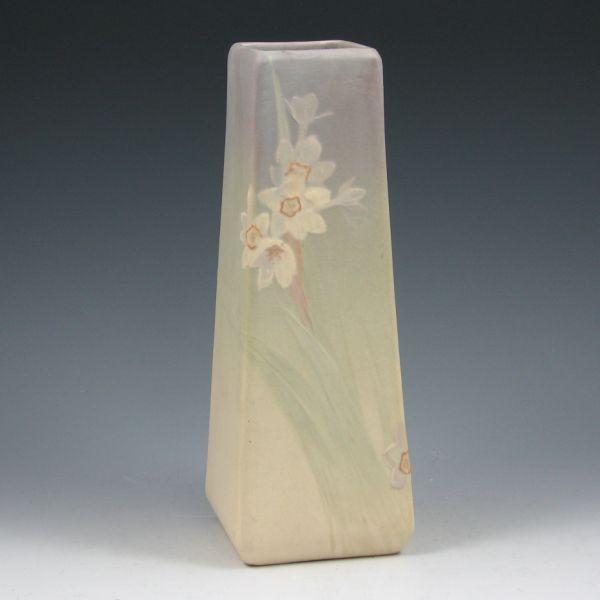 Weller Hudson Light vase in a square b3ef0