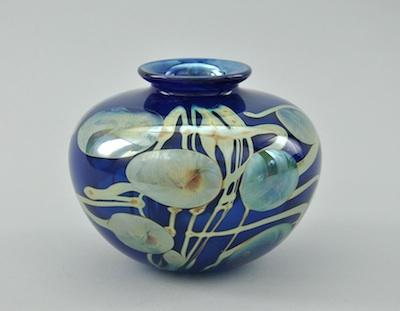 An Art Glass Blue Vase With Iridescent b4849