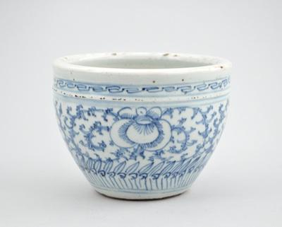 A Blue and White Canton Porcelain b49a4