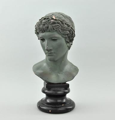 A Classical Style Terracotta Head b46f9