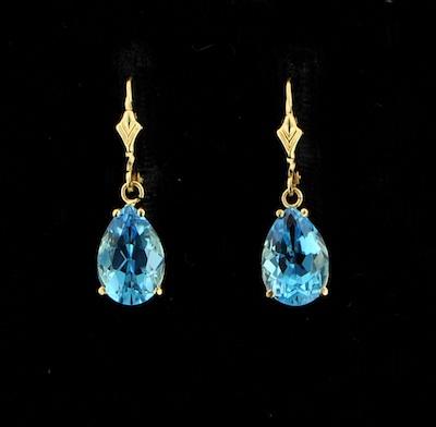 A Pair of Blue Topaz Lever Back b4782