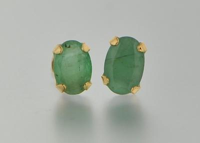 A Pair of Emerald Gold Studs b47bd