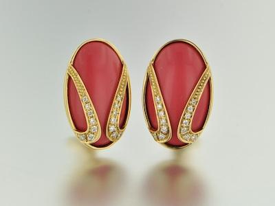 A Pair of Pink Coral and Diamond b47c4