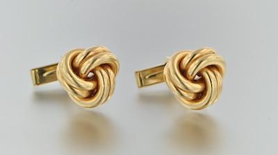 A Pair of Gold Knot Design Cufflinks