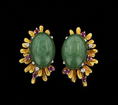 A Pair of 18k Gold and Jade Earrings b47d3