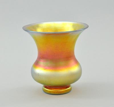 A Steuben Aurene Glass Vase Measuring