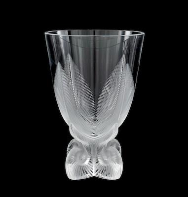 A Lalique Osmonde Vase ca 1980 b4820