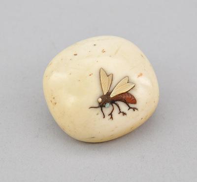 Mushroom Cap with Inlaid Bug Okimono