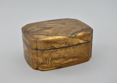 An Extremely Fine Japanese Lacquerware b50bc
