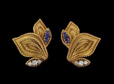 A Pair of Sapphire and Diamond b4ea5
