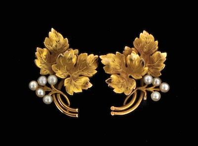 A Pair of Pearl and Gold Earclips